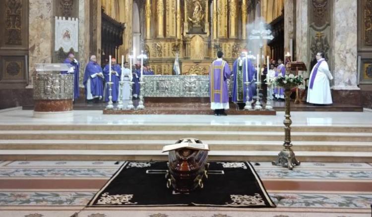 Misa exequial: "Monseñor Zecca fue sacerdote de todo corazón"
