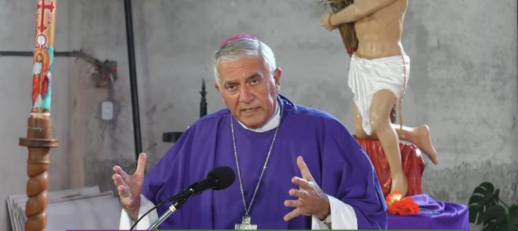 Mons. Uriona: 'El Espíritu sigue viniendo en auxilio nuestro y eso tenemos que creerlo y pedirlo'
