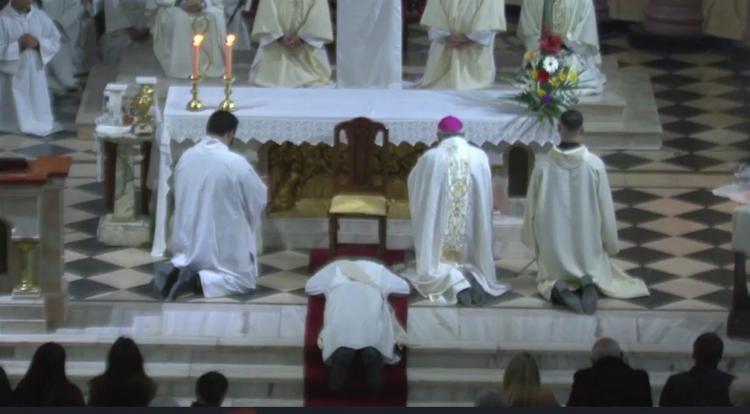 Mons. Zordán ordenó un nuevo sacerdote para la diócesis