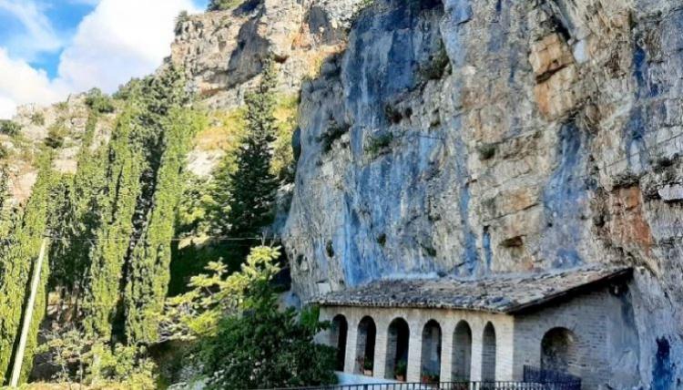 Monte Sant'Onofrio: el Vaticano limita el culto a la esfera privada Monte Sant'Onofrio: el Vaticano limita el culto a la esfera privada