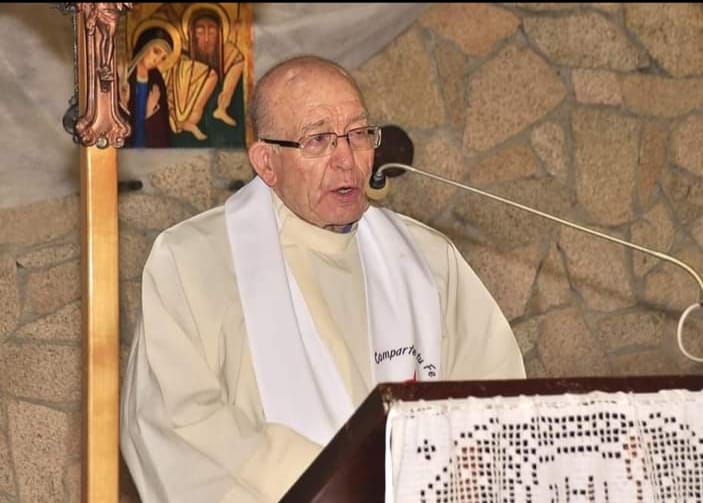 Murió un sacerdote español, antiguo párroco de El Maitén