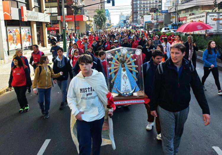 Niños de la diócesis de Lomas peregrinaron a la parroquia de Luján de Longchamps