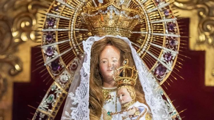 Novena preparatoria para las fiestas patronales en honor de Virgen del Rosario