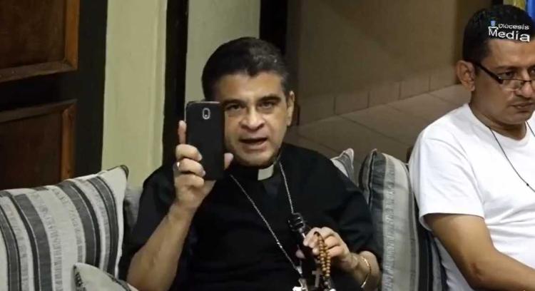 Obispo nicaragüense: "Nuestras once vidas están en manos de Dios"