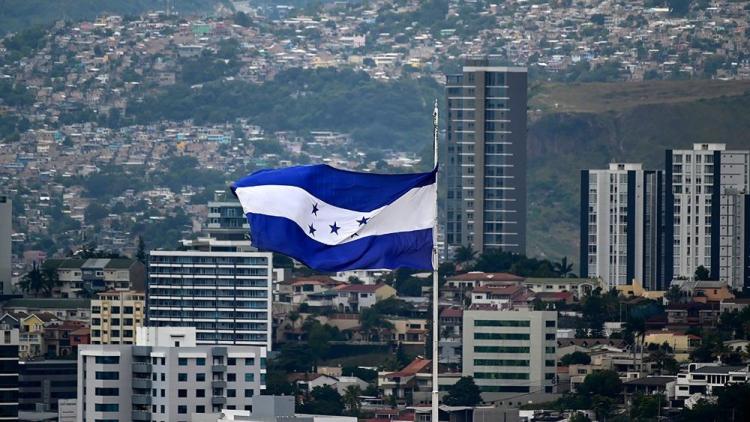 Obispos hondureños: "Un nuevo horizonte se vislumbra a pesar de las dificultades"