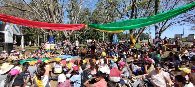 Ochocientos chicos de Concordia participaron del campamento anual diocesano de la IAM