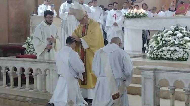 Ordenación de dos nuevos sacerdotes en Santiago del Estero