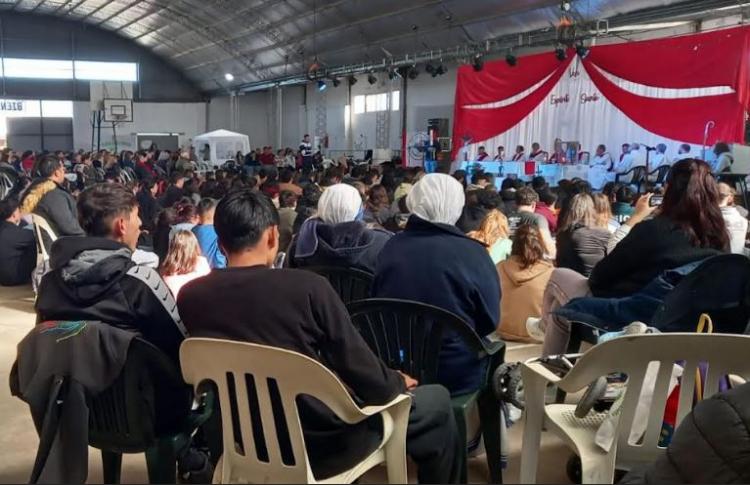 Pentecostés en Rafaela: juventud en salida y compromiso solidario Pentecostés en Rafaela: juventud en salida y compromiso solidario