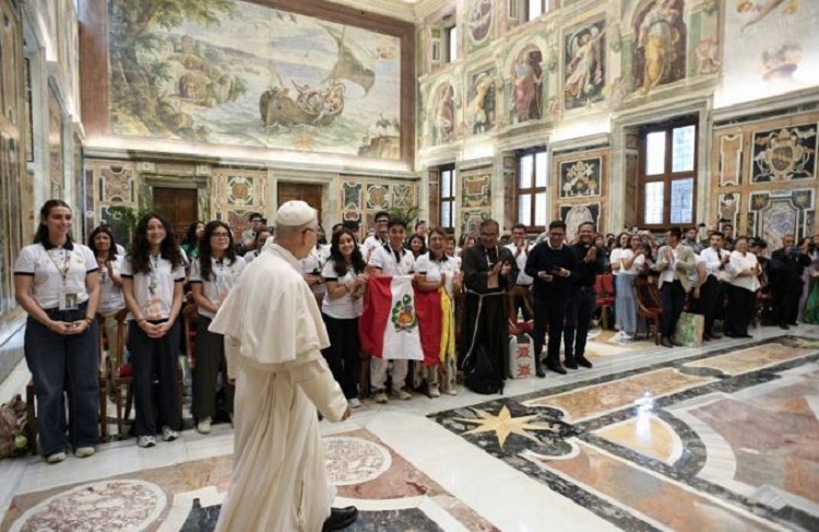Perú: el Papa saludó al país en el 204º aniversario de su independencia Perú: el Papa saludó al país en el 204º aniversario de su independencia