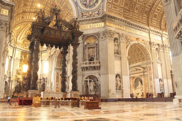Por primera vez en 400 años restaurarán el Baldaquino de la Basílica de San Pedro