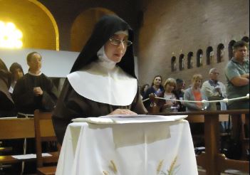 Profesión solemne de la hermana Chiara Laura Macchi en el monasterio Santa Clara