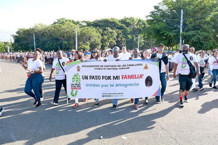 República Dominicana: Miles de personas marcharon por los valores de la familia