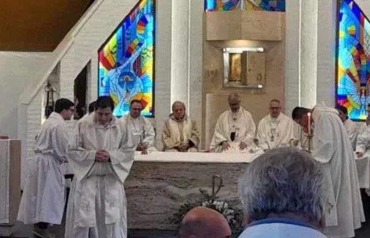 Mercedes-Luján: misión pastoral de sacerdotes y diáconos en Gowland y Agote Mercedes-Luján: misión pastoral de sacerdotes y diáconos en Gowland y Agote