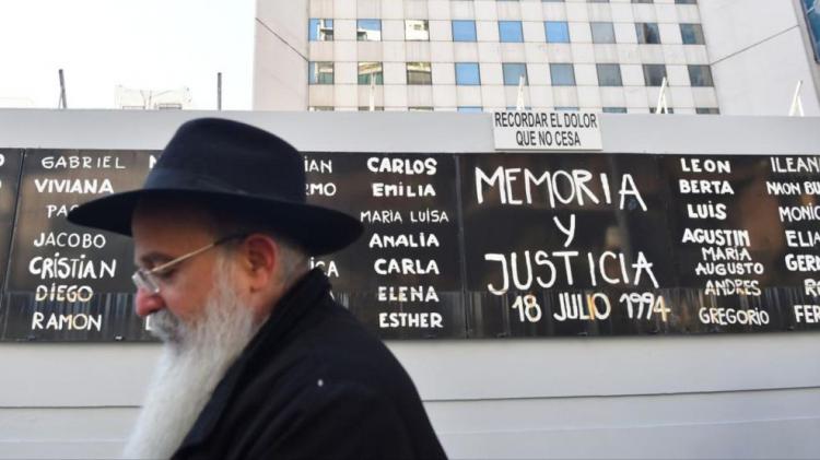 San Egidio convoca a un homenaje en recuerdo por la herida de la AMIA