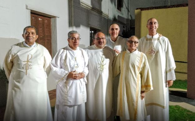 Santo Tomé celebró a sus diáconos con un encuentro fraterno