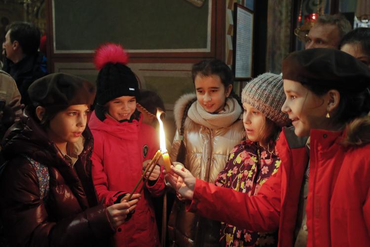 Mons. Schevchuk: 'Que cada niño ucraniano sea un signo de esperanza en esta Navidad'