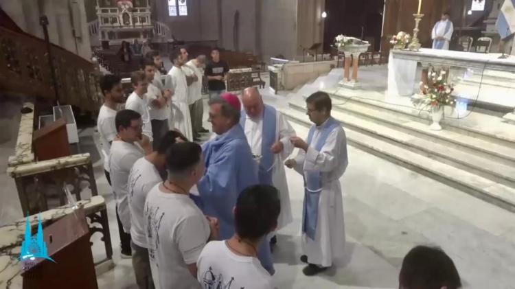 Seminaristas porteños peregrinan desde Luján hacia Sumampa