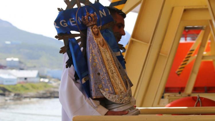 Tras 42 años, la imagen de la Virgen de Luján Malvinera peregrina a las islas