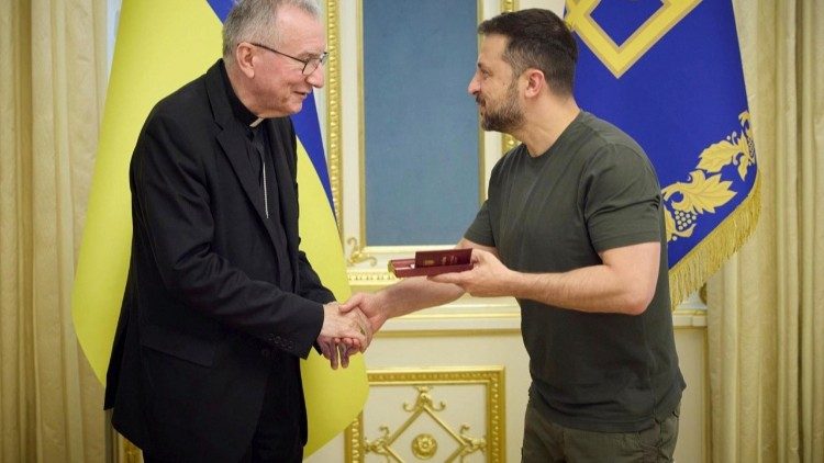 Ucrania: el card. Parolin se reunió con Zelensky en Kiev