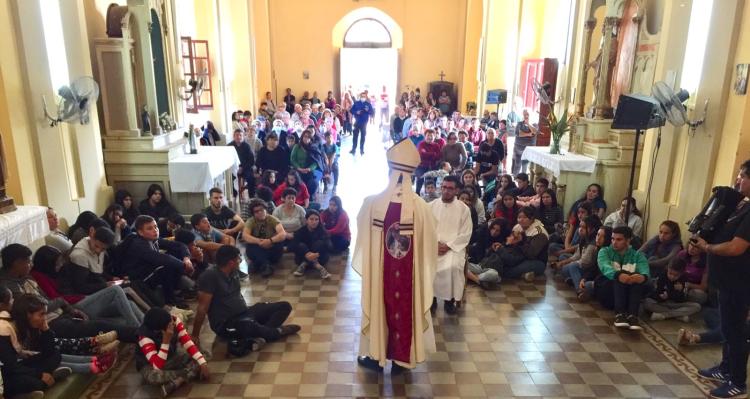 Un seminarista de Cruz del Eje recibió el acolitado