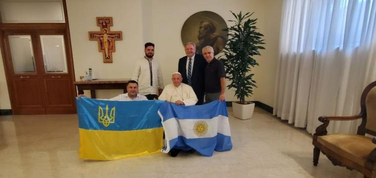 Una delegación informal ucraniana se reunió con Francisco en el Vaticano