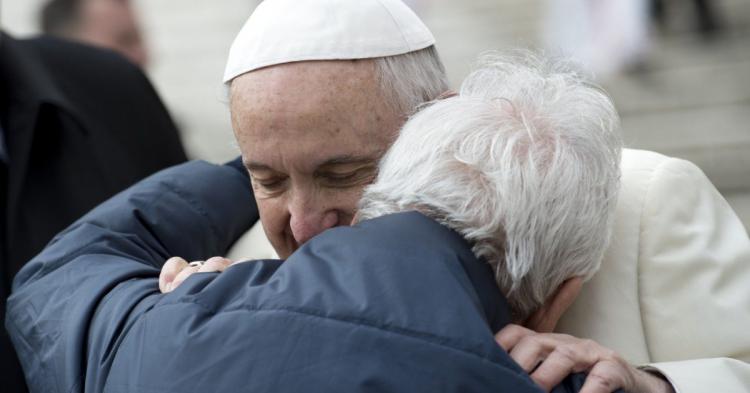 Unos 6.000 abuelos y nietos se reunirán con el Papa Francisco