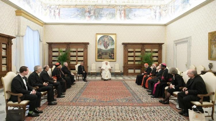 Vaticano: Difunden primer balance del proceso sinodal