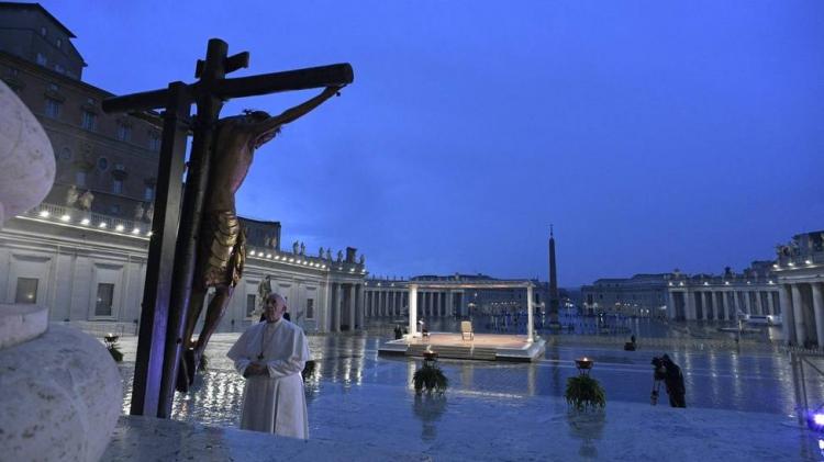 El Vaticano informó que enviarán al espacio la oración del Papa en plena pandemia