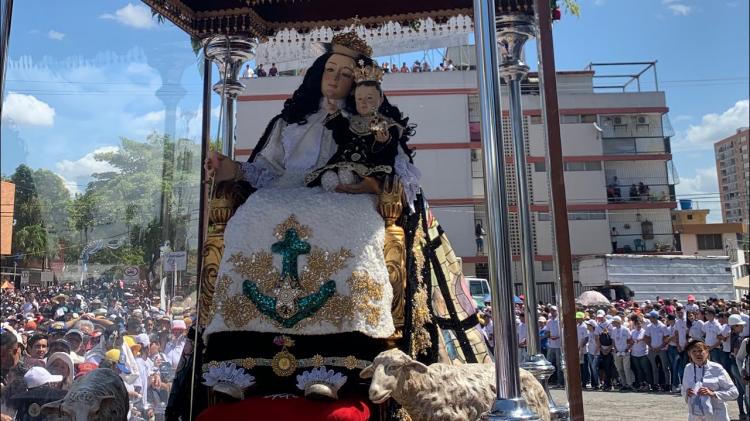 Venezolanos celebran a la Divina Pastora con una marcha de la esperanza