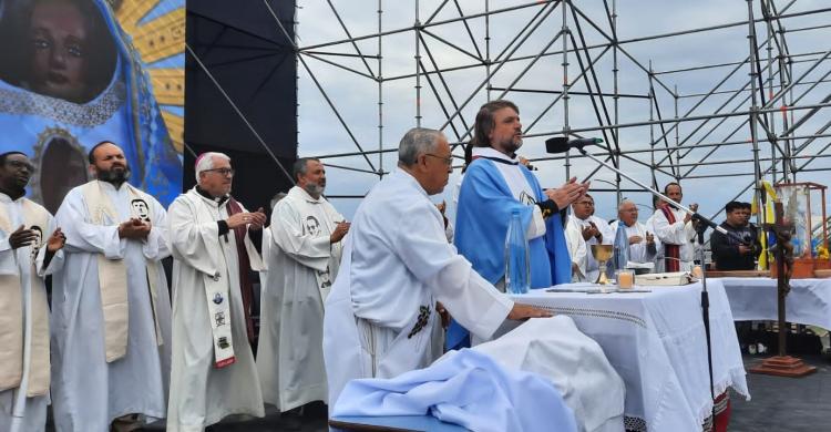 'Vení, Francisco, tu pueblo te espera', el pedido de las barriadas al Papa